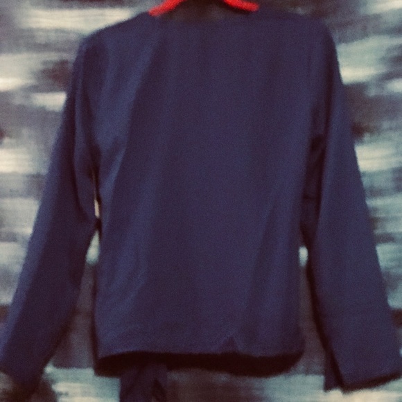 Blouse - Picture 2 of 3